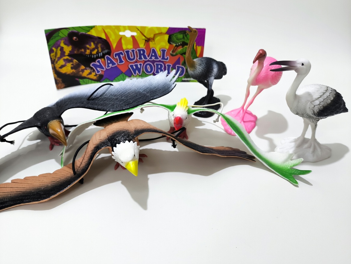 Natural World Bird Figures